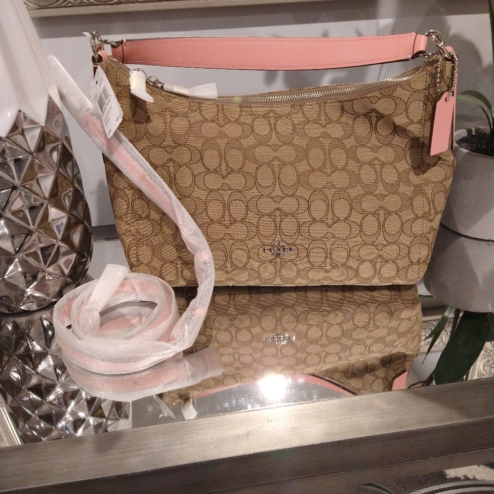 Coach Handbag - Picture 5 of 5